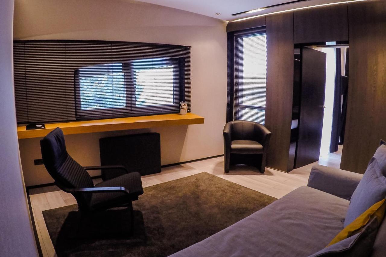 Sohaz Panzio Es Apartmanhaz Солнок Екстериор снимка